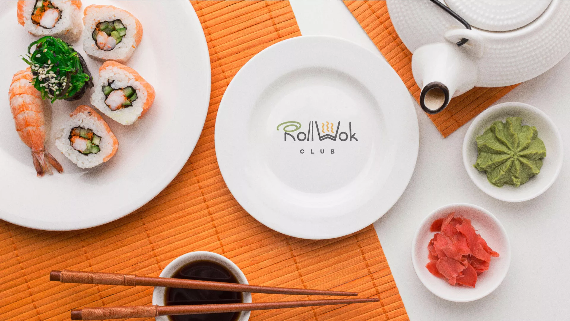 Разработка логотипа и фирменного стиля суши-бара «Roll Wok Club» в Сергиевом Посаде